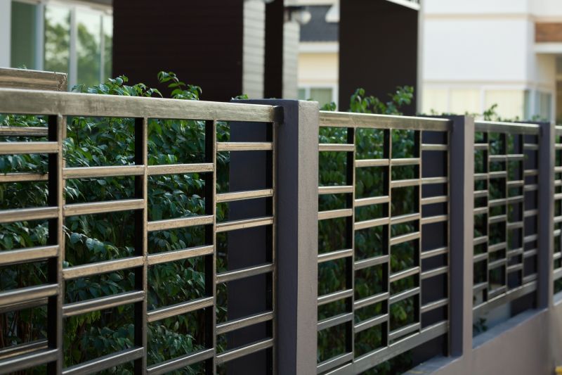 Metal Fence Construction in Pearland, TX