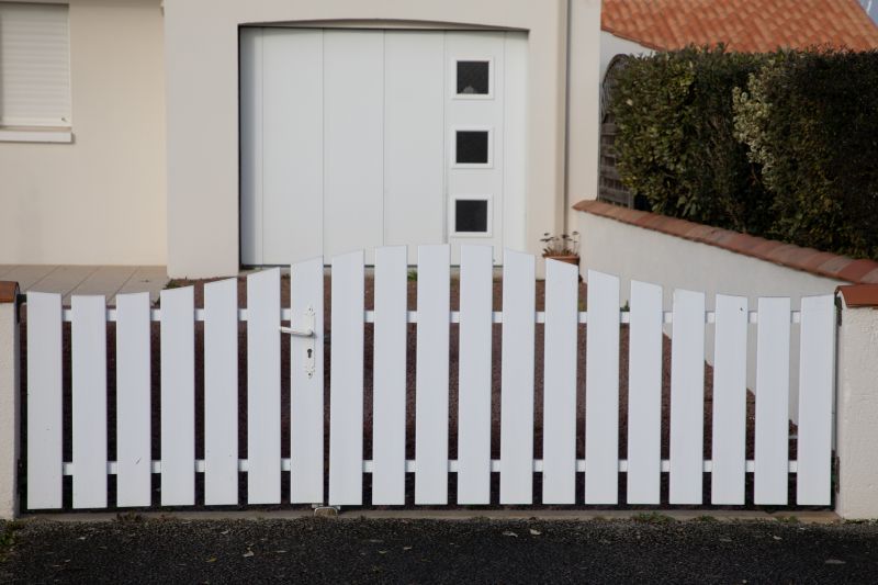 Pvc Fence Installation in Pearland, TX