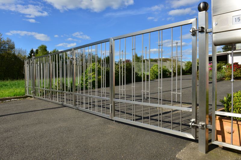 Steel Fence Construction in Des Moines, IA